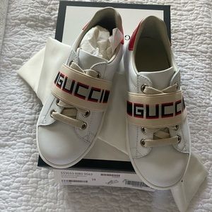 Gucci shoes